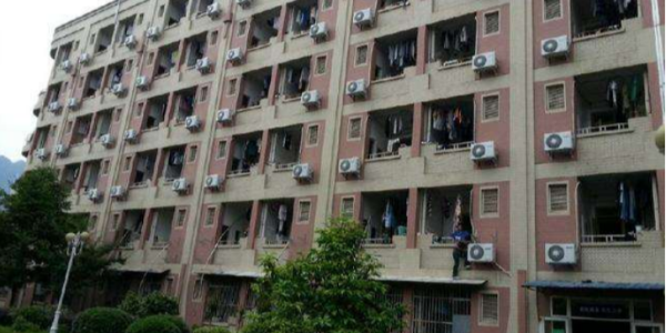 智慧校園中的縱橫通空調集中監控解決方案