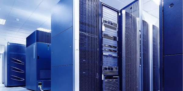 機(jī)房動(dòng)環(huán)監(jiān)控系統(tǒng)的設(shè)計(jì)與實(shí)現(xiàn)