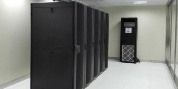 機(jī)房穩(wěn)定運(yùn)行的核心保障!縱橫通動(dòng)環(huán)監(jiān)控系統(tǒng)全解析 機(jī)房穩(wěn)定運(yùn)行的核心保障!縱橫通動(dòng)環(huán)監(jiān)控系統(tǒng)全解析